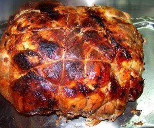 PERNIL DE CERDO AL HORNO